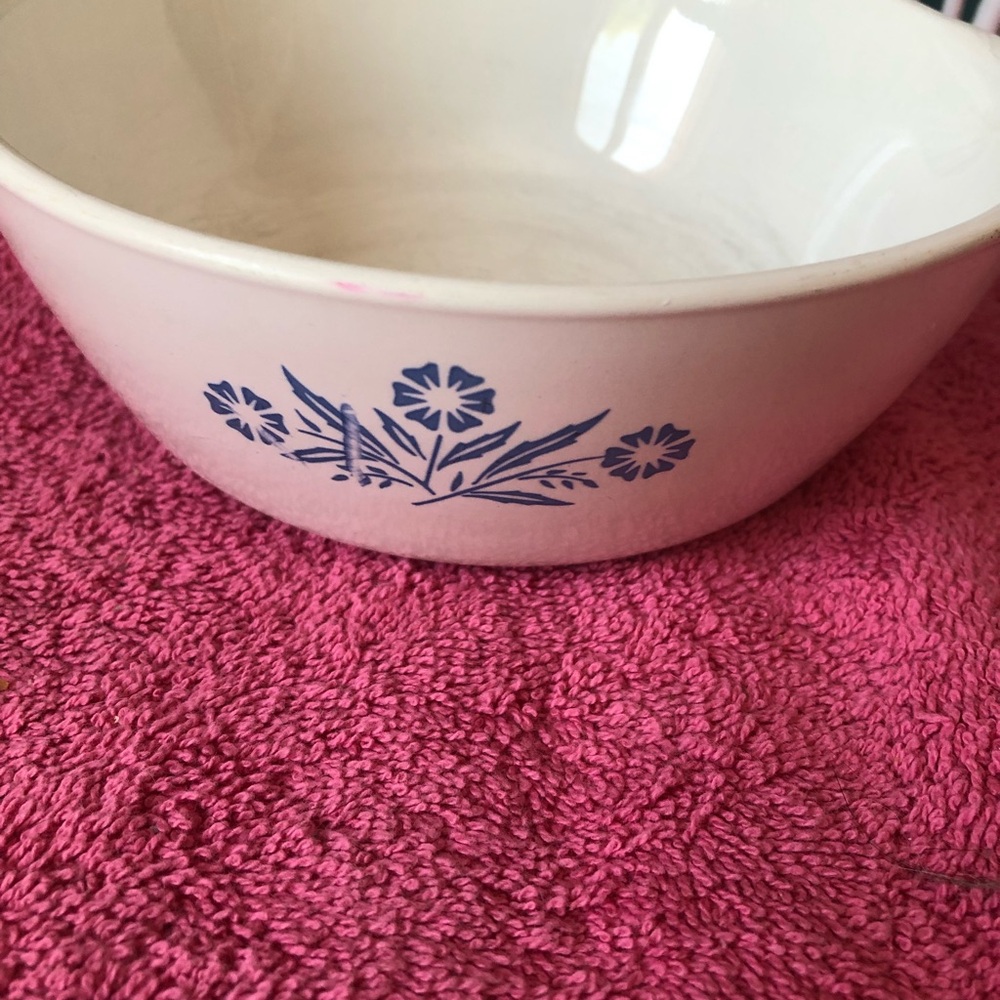 Corningware White Dish Blue Floral Motif 
 Budweiser stein